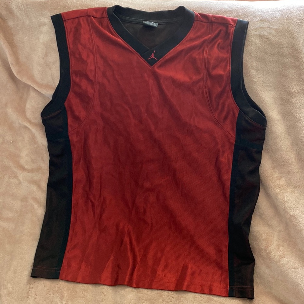 Mens XL Air Jordon Sleeveless Top
